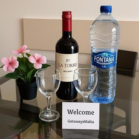 Summer Breeze Apartment With Terrace With Panoramic Views - By Getawaysmalta Mellieħa Eksteriør billede