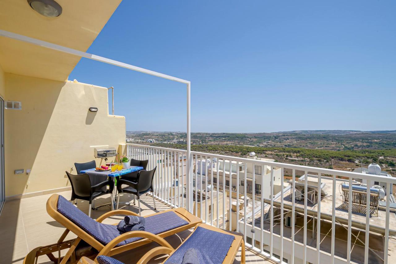 Summer Breeze Apartment With Terrace With Panoramic Views - By Getawaysmalta Mellieħa Eksteriør billede