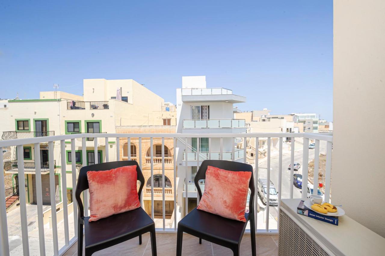 Summer Breeze Apartment With Terrace With Panoramic Views - By Getawaysmalta Mellieħa Eksteriør billede